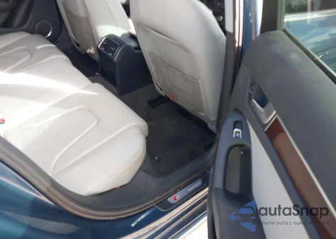 2015 Audi A4 2.0T Premium z USA, uszkodzony, nr VIN WAUFFAFL6FN027387